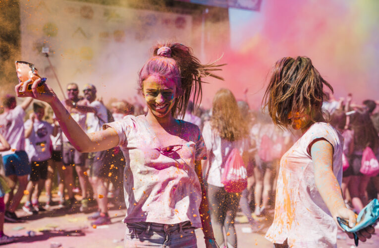 Gulal Colour Powder Price – Where to Buy at the Best Price This Holi?